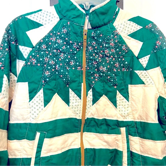 VINTAGE PATCHWORK QUILT COAT βοΈππβ
 - Picture 8 of 9